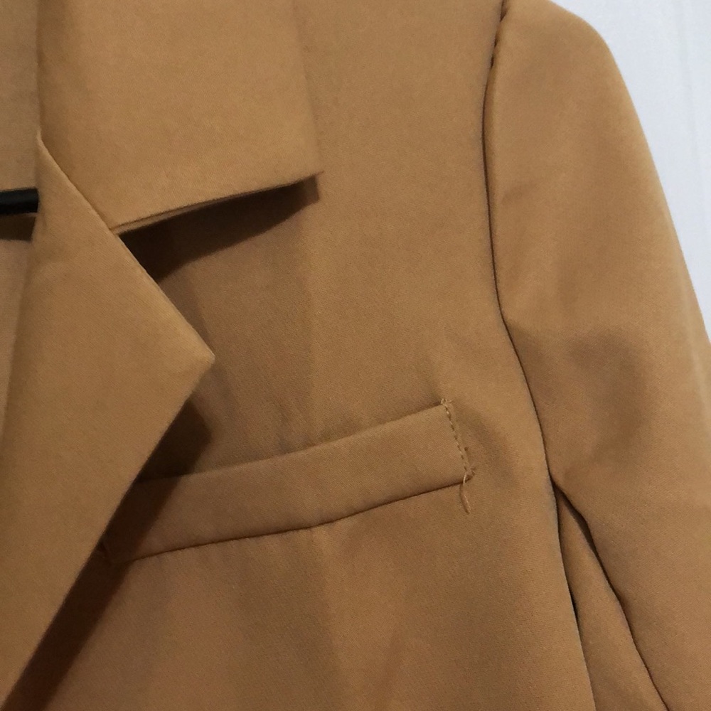 Cropped jacket - Picture 5 of 6